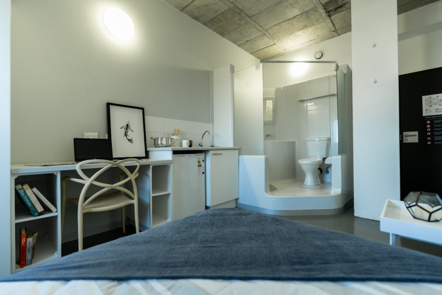 To Let 1 Bedroom Property for Rent in Wynberg Western Cape